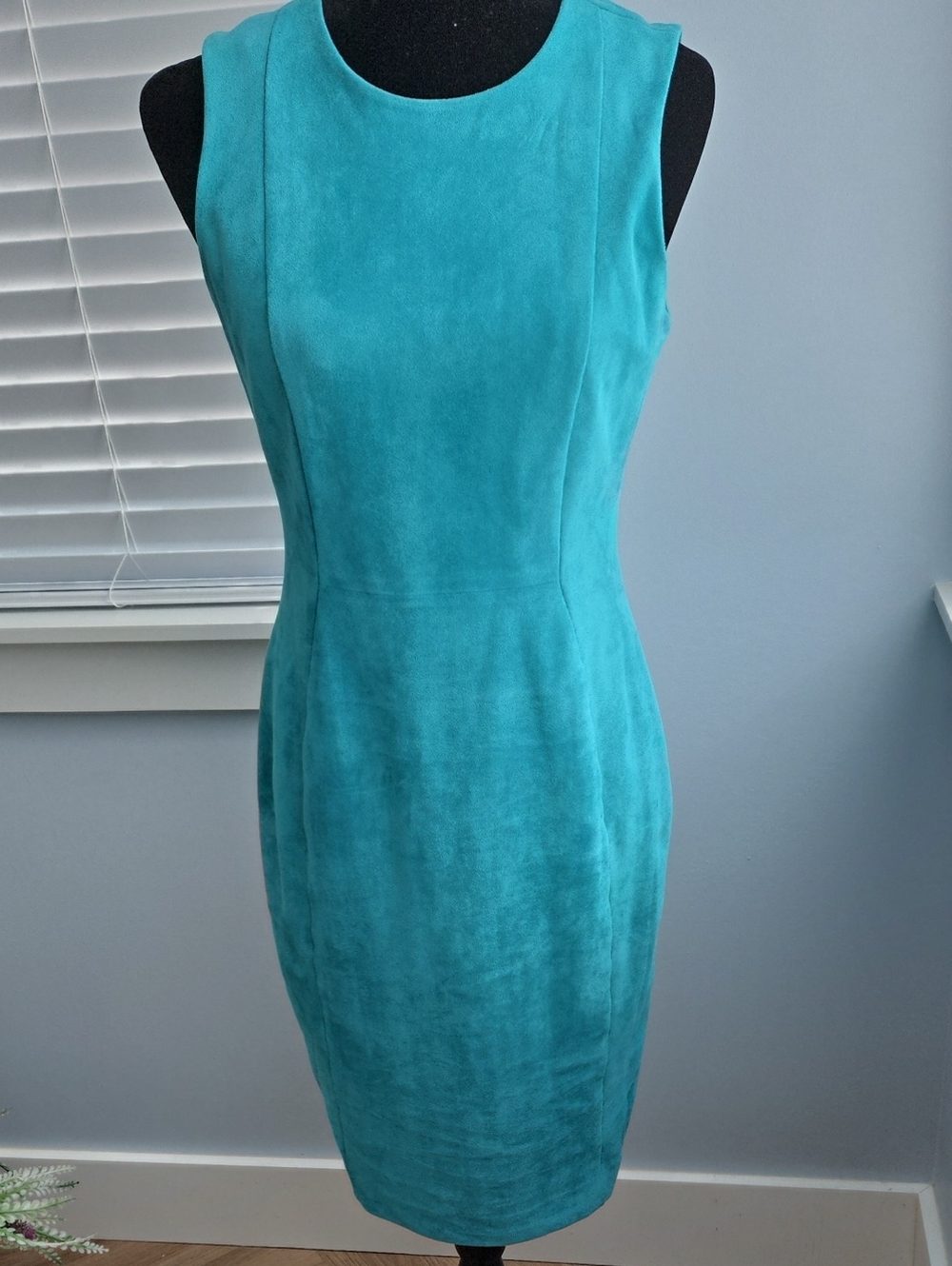 Calvin Klein Suede Sleeveless Teal Sheath Dress - Classic Women's Work Dress 6